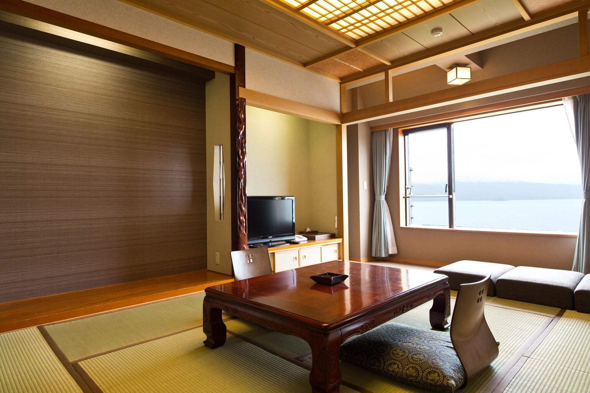 Lake Akan Tsuruga Wings Akankohan Bagian luar foto
